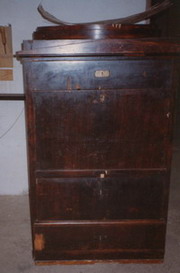 Sekretera Biedermeier. Okoo 1830r. Brzoza. Przed renowacj.