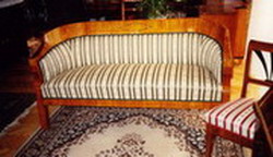 Sofa Biedermeier. Czerenia. Okoo 1820r. Po renowacji.